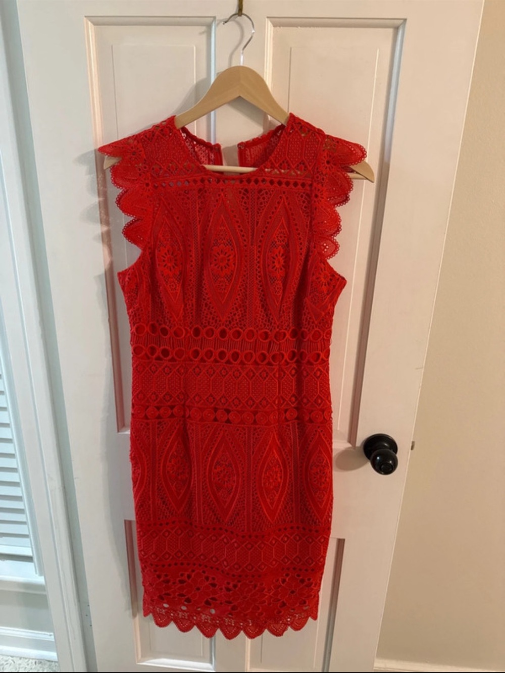 Antonio Melani Red-Orange Sleeveless Cocktail Dress